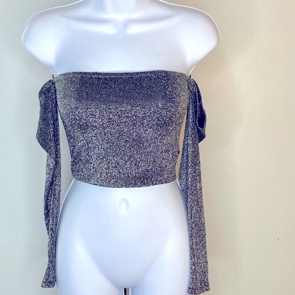 NEW…Black/Silver knit top size S (small) from Forever21 - Picture 1 of 3